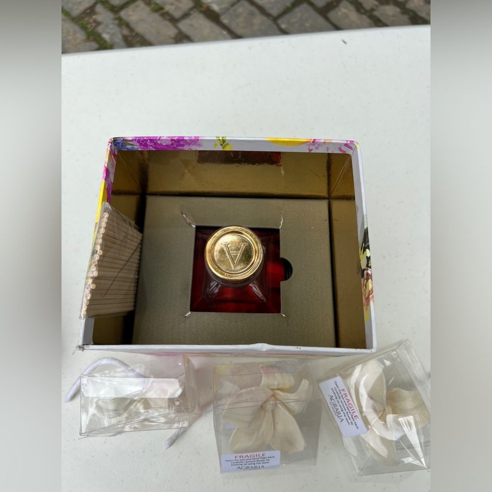 Monique Lhuillier Dolce AirEssence Diffuser